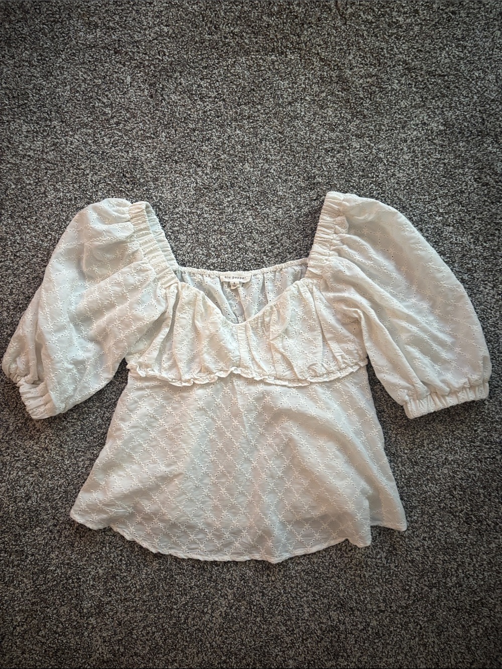 Blu Pepper Puff-Sleeve Eyelet Peasant Top size S